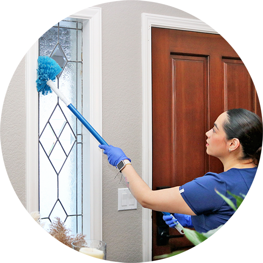 The holidays are a time to enjoy, share with family and friends, and create special memories. At EastsideZen, we make sure your home is perfectly clean and ready to welcome your loved ones, without you having to worry about cleaning chores. Our holiday cleaning service is designed to prepare you for any celebration, ensuring your space is spotless, fresh, and inviting.